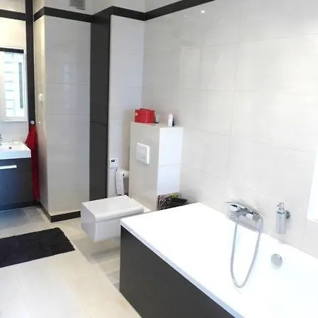 Apartmán Mierzyn Mieszkanie Pracownicze